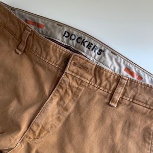 Dockers Ultra Chino